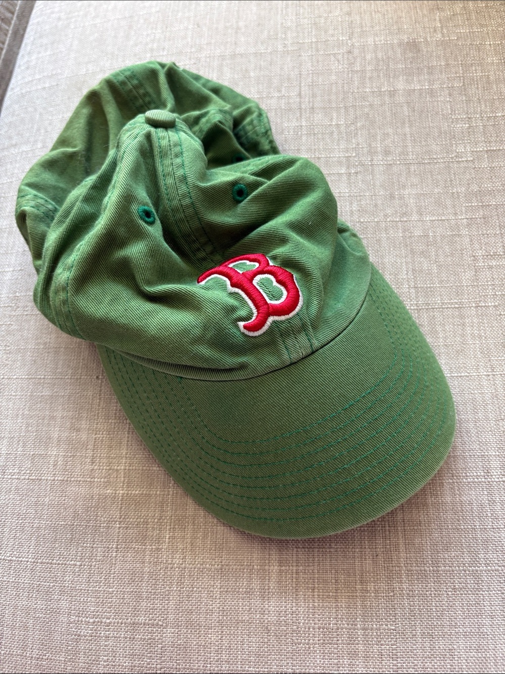 Boston Redsox Embroidered Red 'B' Baseball Cap in Green